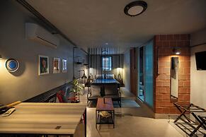 Macaron Loft