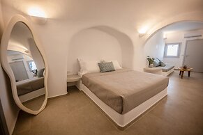 Three Domes Oia - an Iconic Collection