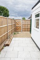 Apartmentsleeps2-patio-parking-petsok-orpington