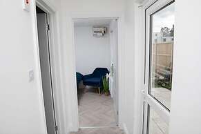 Apartmentsleeps2-patio-parking-petsok-orpington