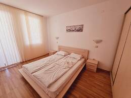 Top Apartments