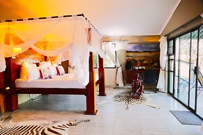 Omukuyu Wildlife Lodge