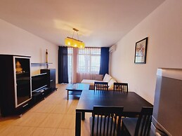 Etara 4 Apartments