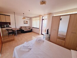 Etara 4 Apartments