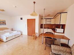 Etara 4 Apartments