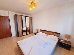 Etara 4 Apartments