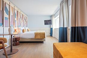 Hotel Acta Moa- New Opening
