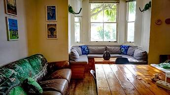 Green Elephant Backpackers