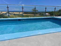 Private Pool Private Chef Discoverybay 24hr Secure