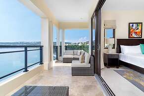 Ocean s Edge Fully Staffed Luxury Villa