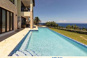 Ocean s Edge Fully Staffed Luxury Villa
