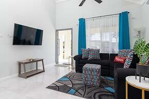 Draxhall Beach Access Gated Community Full Air Con