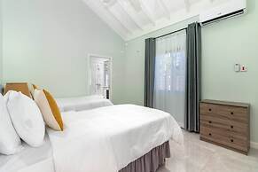 Draxhall Beach Access Gated Community Full Air Con