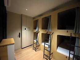 BuenaSentro Hostel