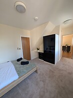 Upperhead Row Apartment