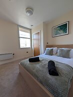 Upperhead Row Apartment