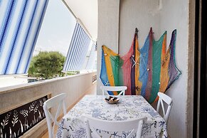 Appartamento a Torre Canne con balcone