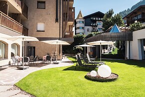 Hotel COSMEA Dolomites