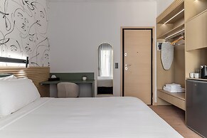 Phalerus Suites