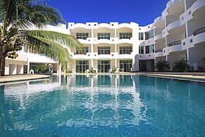 COSTA MADERO RESORT