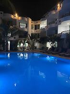 COSTA MADERO RESORT