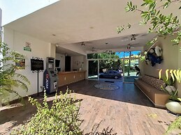 COSTA MADERO RESORT