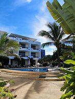 COSTA MADERO RESORT