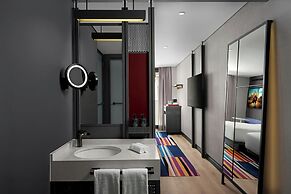 Aloft by Marriott Istanbul Karakoy