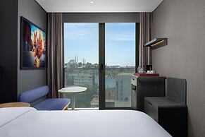 Aloft by Marriott Istanbul Karakoy
