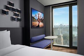 Aloft by Marriott Istanbul Karakoy