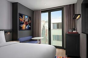 Aloft by Marriott Istanbul Karakoy