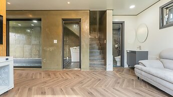 Taean Aloha Oe Pet Pool Villa