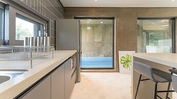 Taean Aloha Oe Pet Pool Villa
