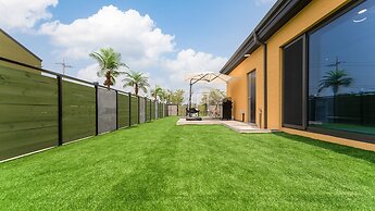 Taean Aloha Oe Pet Pool Villa