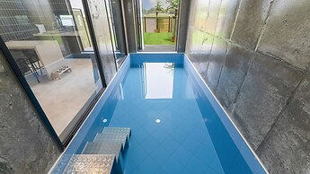 Taean Aloha Oe Pet Pool Villa