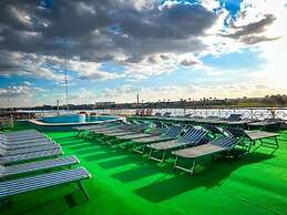 prince omar boat