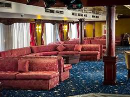 prince omar boat