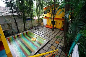 Lost Paradise A Social Hostel