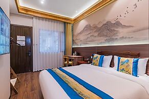Peking quadrangle Hotel