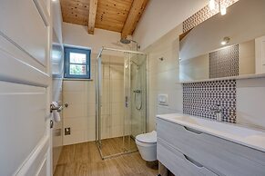 Villa Milo Mali Vareski With Pool