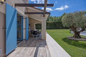 Villa Milo Mali Vareski With Pool