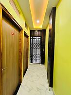 Hotel PVS Grand