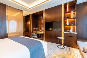 Arjuna Solitaire Hotel