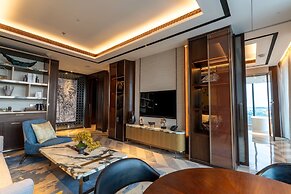 Arjuna Solitaire Hotel