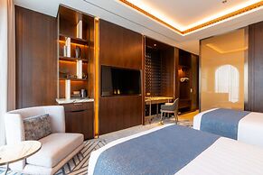 Arjuna Solitaire Hotel