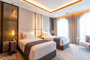 Arjuna Solitaire Hotel