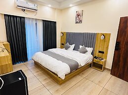 Peepal Hotel And Restaurant