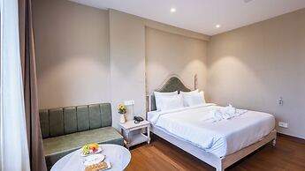 Pallacia A Luxury Hotel
