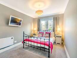 Sleeps 10 - Hot tub - Pool Table - Play Park