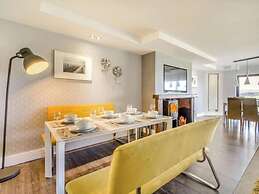 Sleeps 10 - Hot tub - Pool Table - Play Park